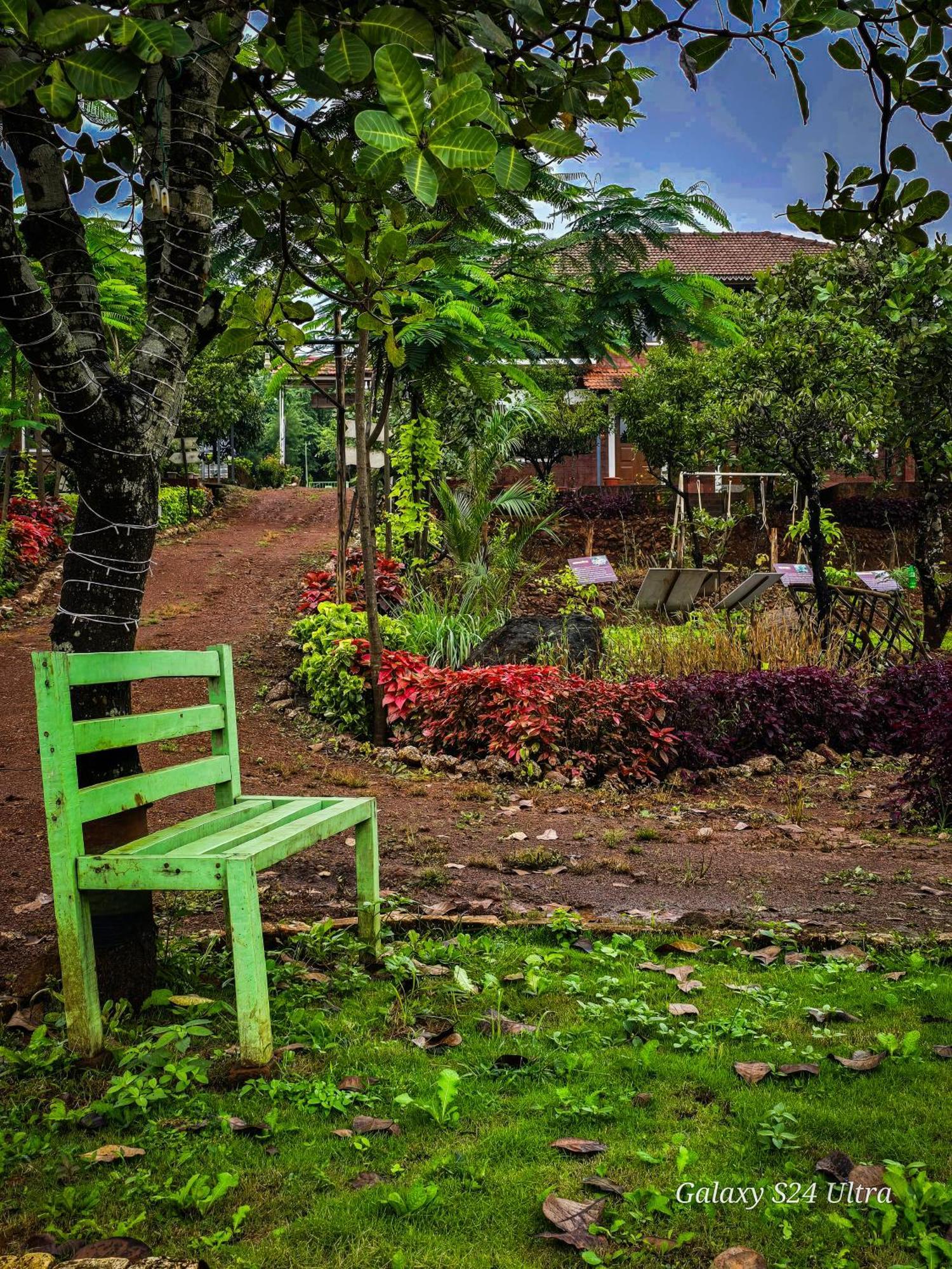 Chalobahills Farmstay Resort Ajra Exterior foto