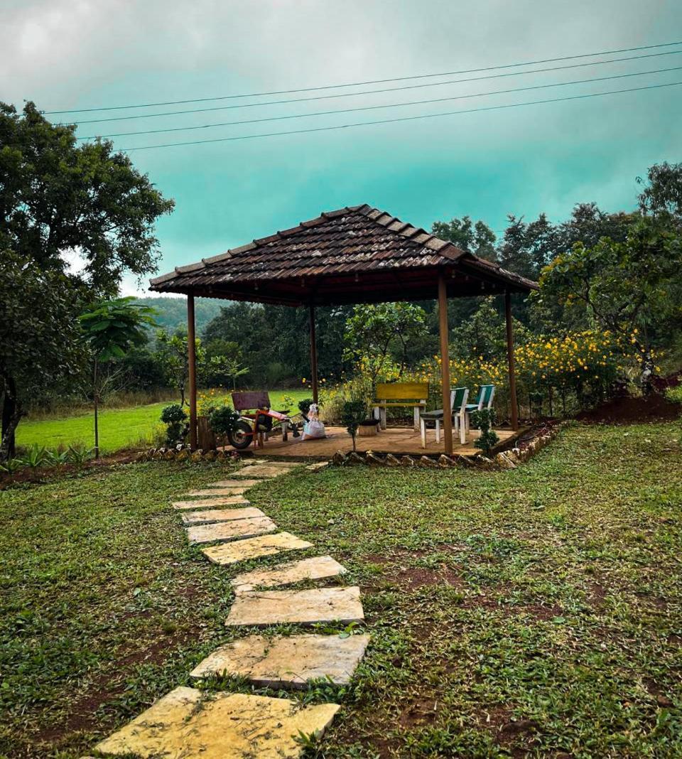 Chalobahills Farmstay Resort Ajra Exterior foto